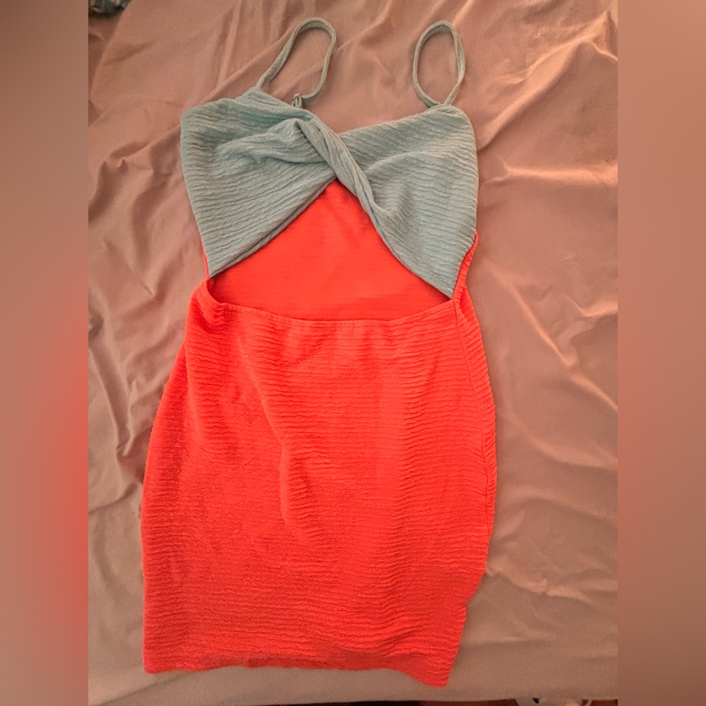 Chic Coral and Gray Twist-Front Dress